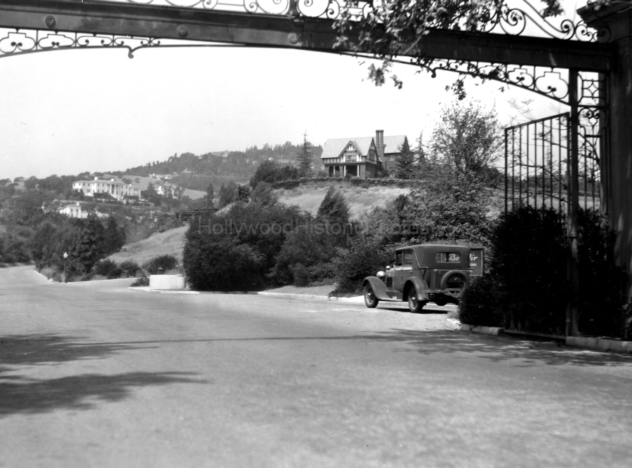 Bel-Air East Gate 1931 1 WM.jpg